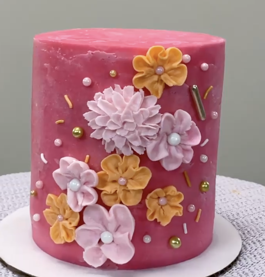 Cake Decorating for Beginners | Skillshare Blog