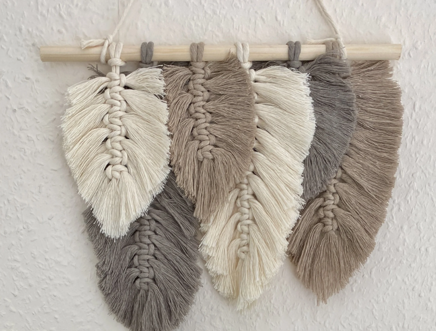 macrame wallhanging for beginners - My French Twist