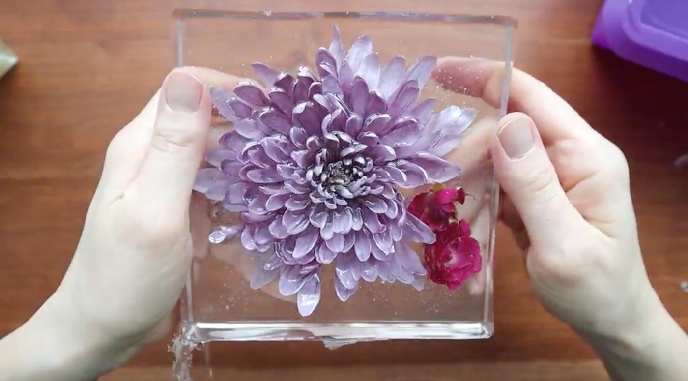 How to Dry Flowers for Resin. Dried flowers are a beautiful and…, by  Questions/Wiki
